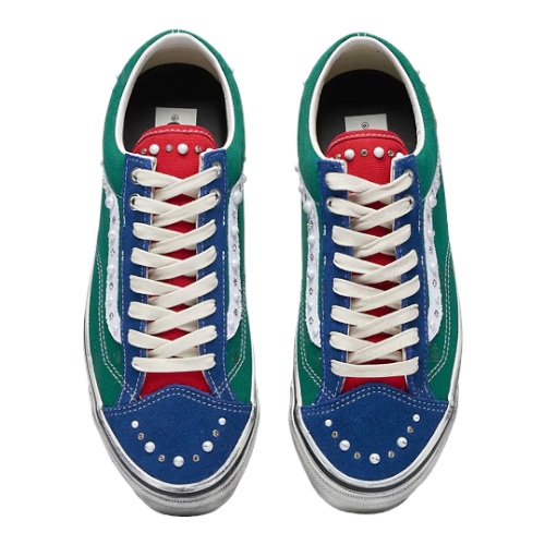 FLEX SHOP Vans Pearlized LX Old Skool Yacht Club sneakers in multi-colour pearlescent finish with stud detailing.
