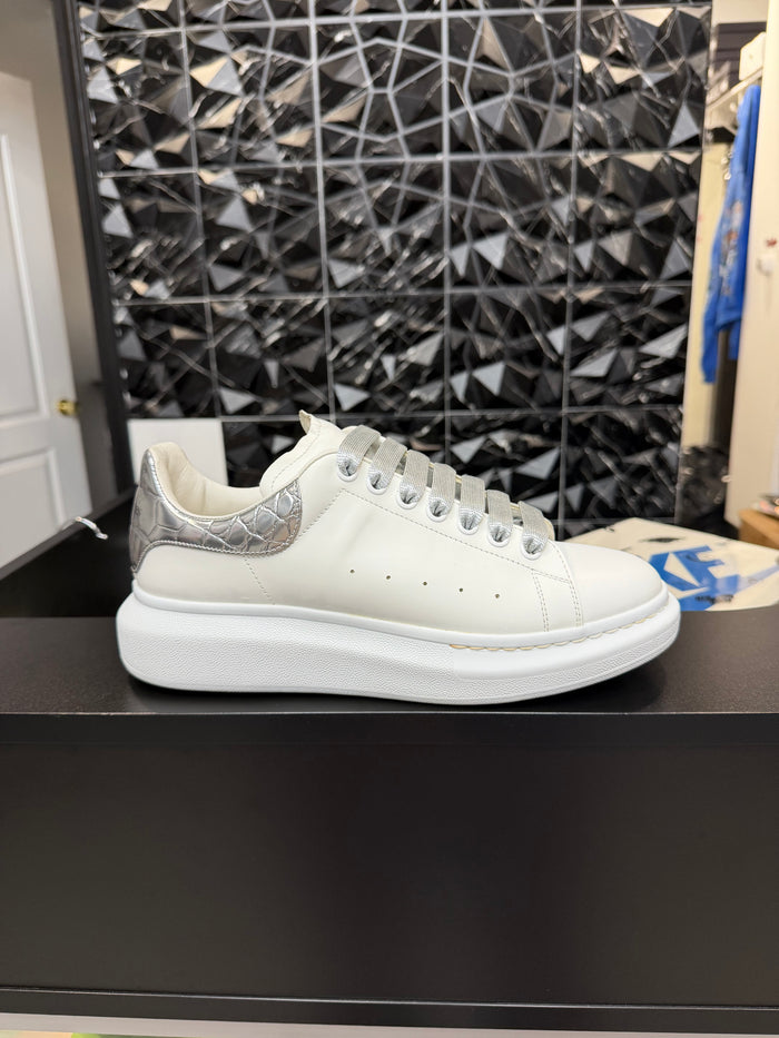 Alexander Mcqueen White Silver Preowned
