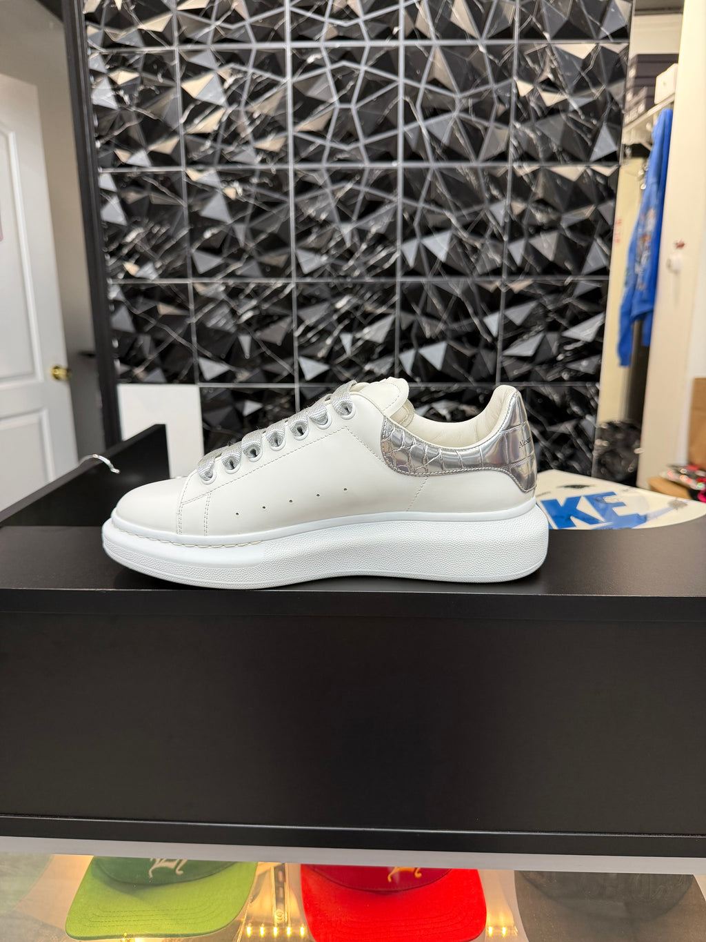 Alexander Mcqueen White Silver Preowned