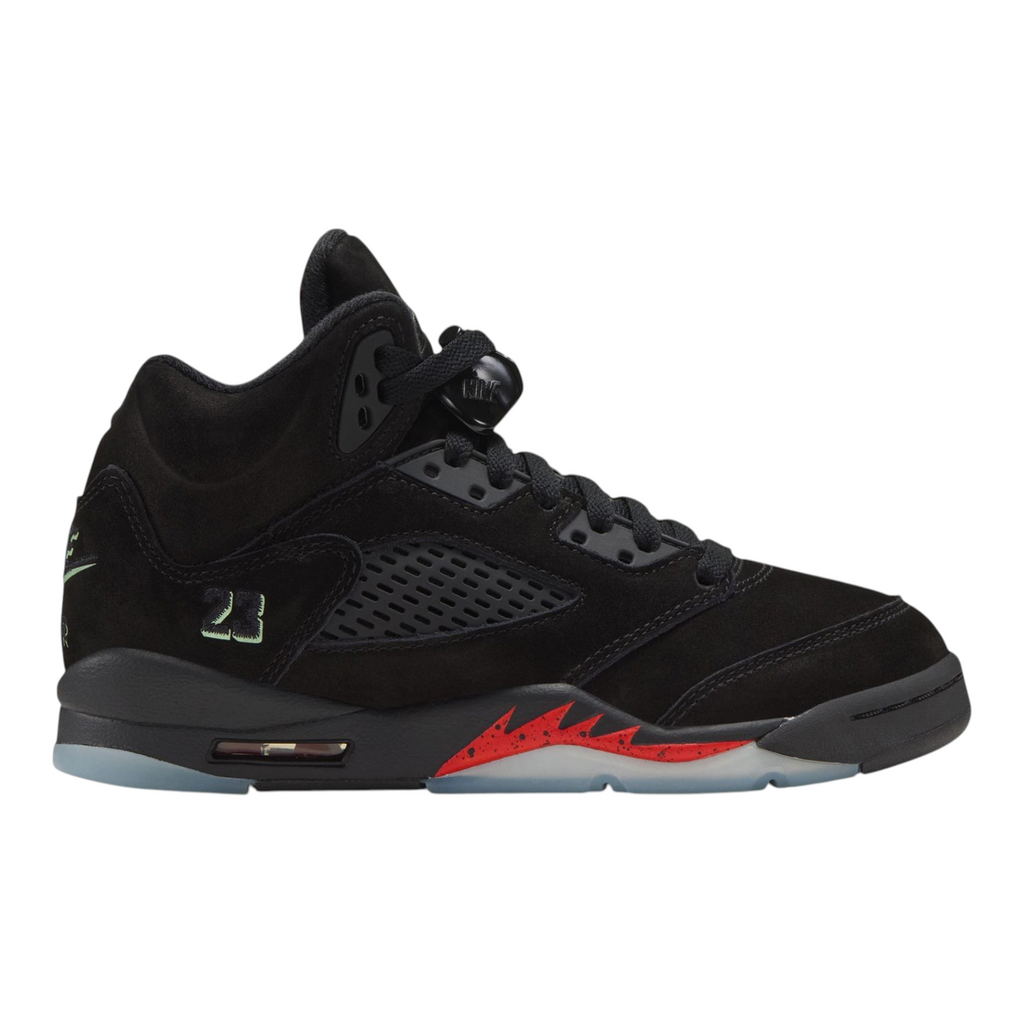 FLEX SHOP Air Jordan 5 Halloween GS sneakers in black leather with red shark tooth midsole and translucent outsole