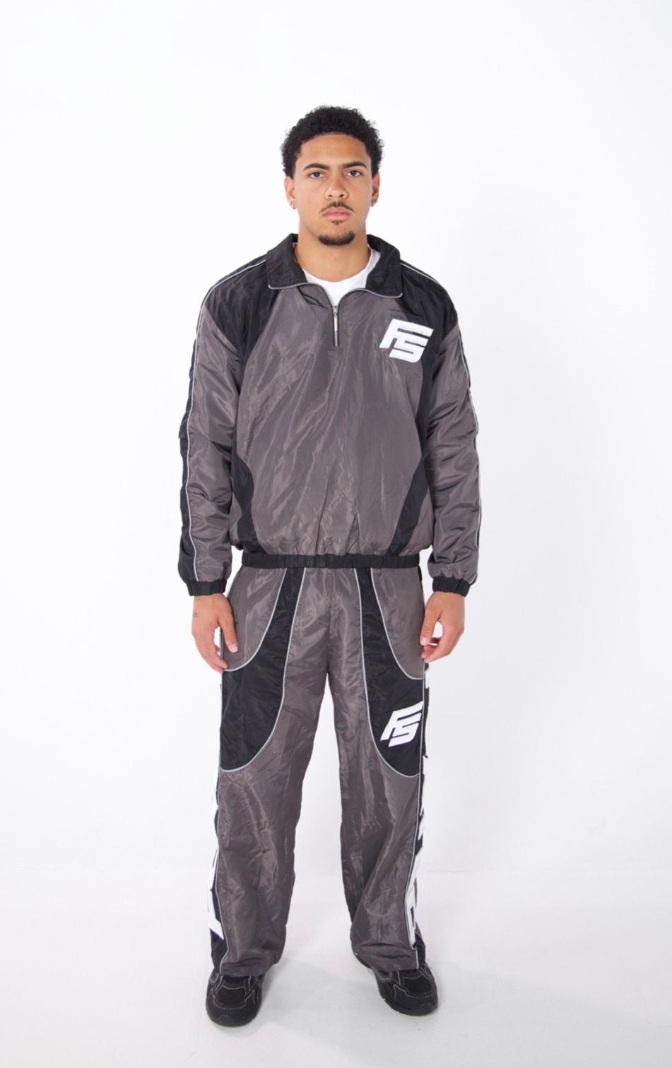 Forever Situated Trackset Grey/black